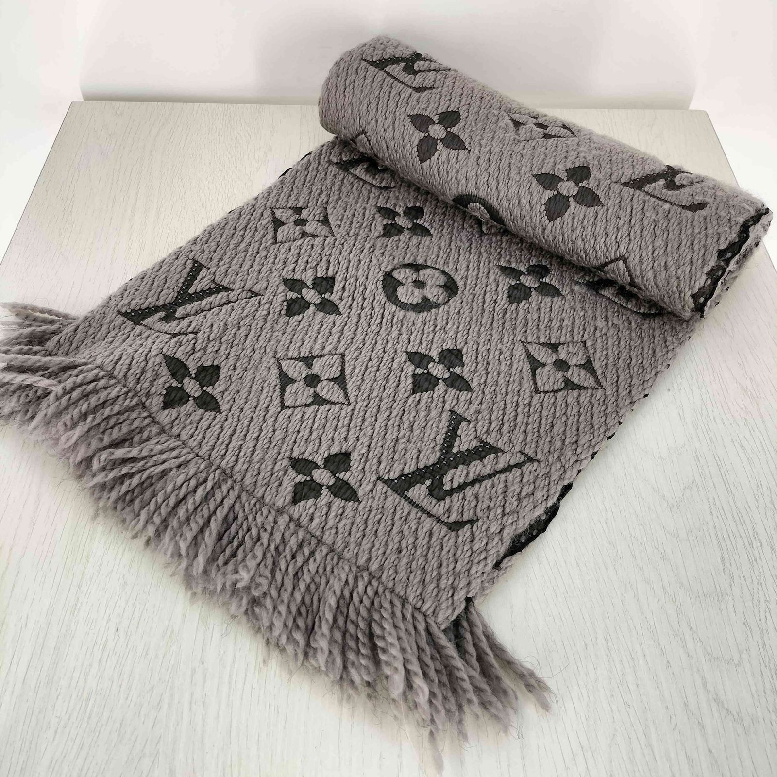 ルイヴィトン LOUIS VUITTON M72242 エシャルプ・ロゴマニア ウール 