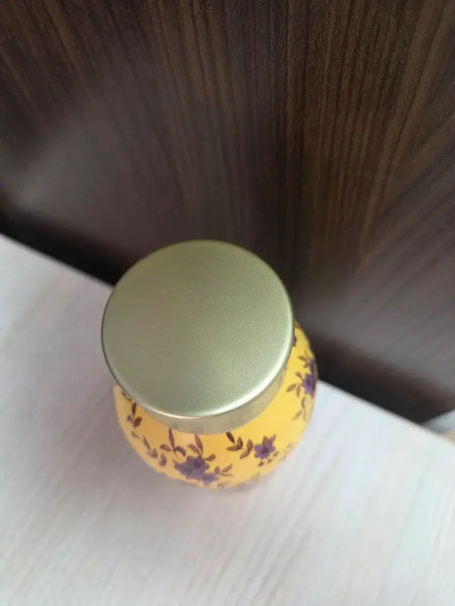  ウェッジウッド ワンダーラスト ィェロー トーンクイーン ステンレスボトル 365 ml その他 タレントグッズ