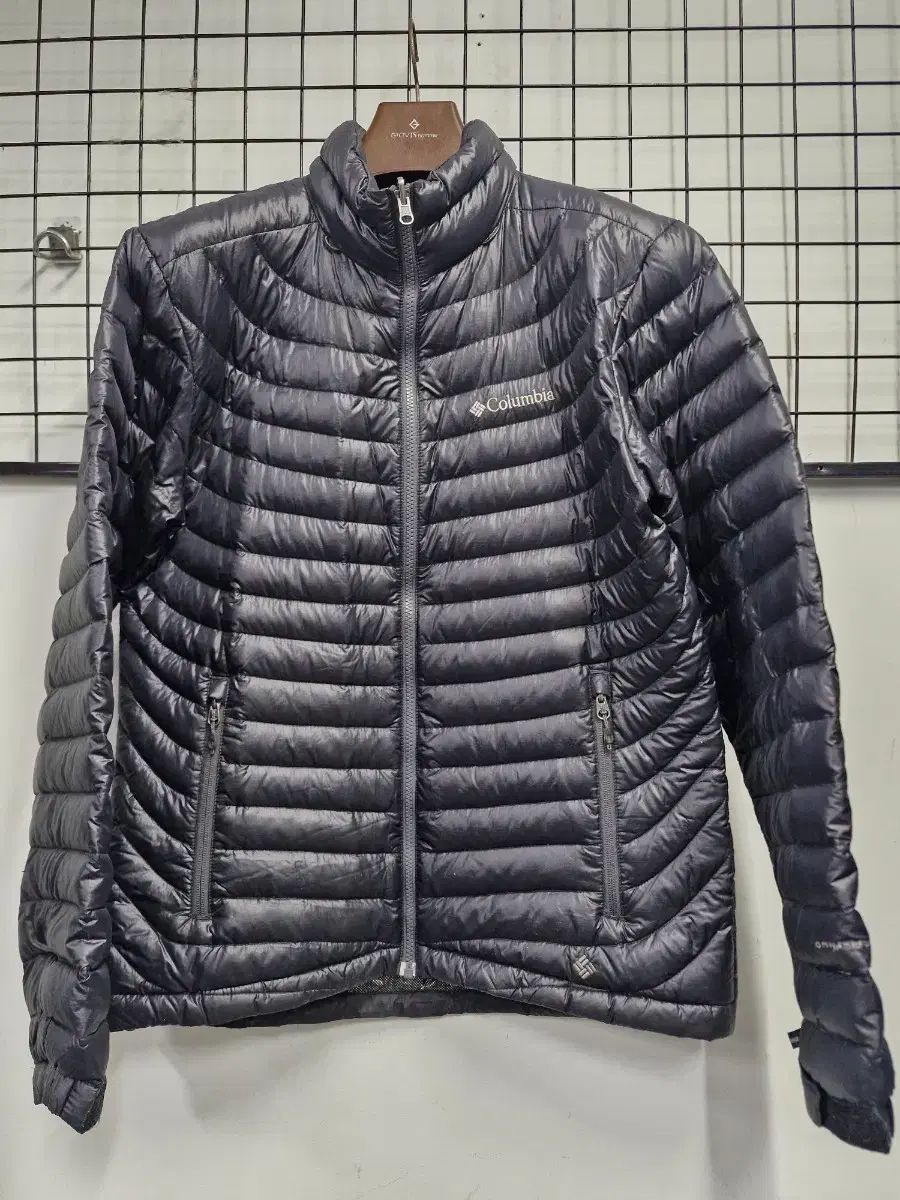 100 L コロンビア 軽量 ダウン ブラック