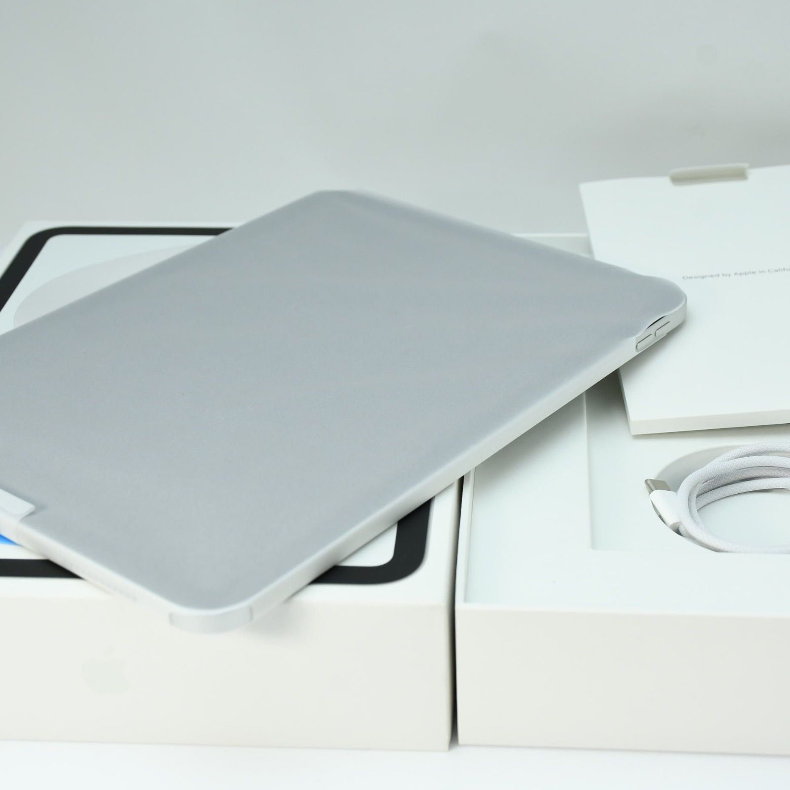 バッテリー最大容量99％】iPad 第10世代 256GB Wi-Fiモデル シルバー