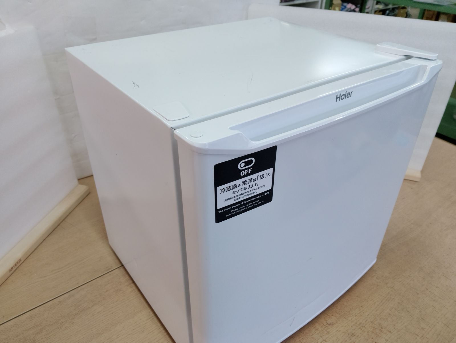 高年式・中古】ハイアール 40L ワンドア冷蔵庫（右開き） 2022年以降 