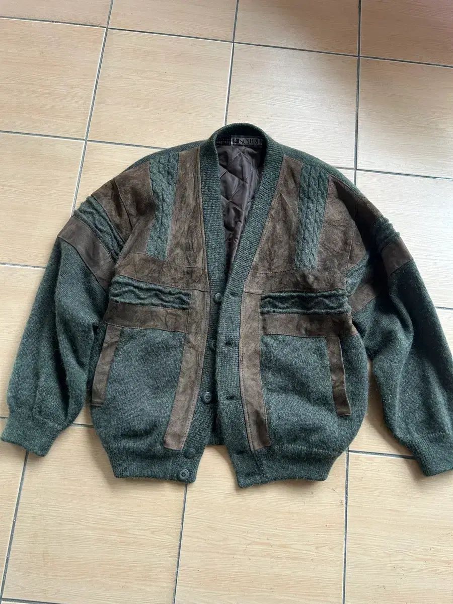 80 90 s ヨーロッパ ウール カーディガン