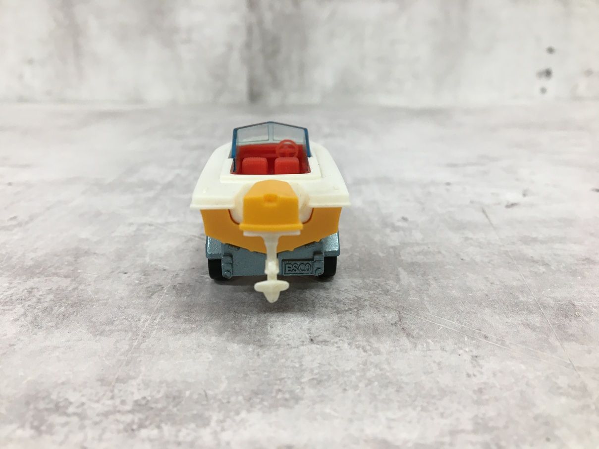 トミカ 黒箱71 ヤマハボート 1/76 当時物絶版美品 Amazon | 黒箱トミカ 71 ボートトレーラー 美品 日本製 デッドストック