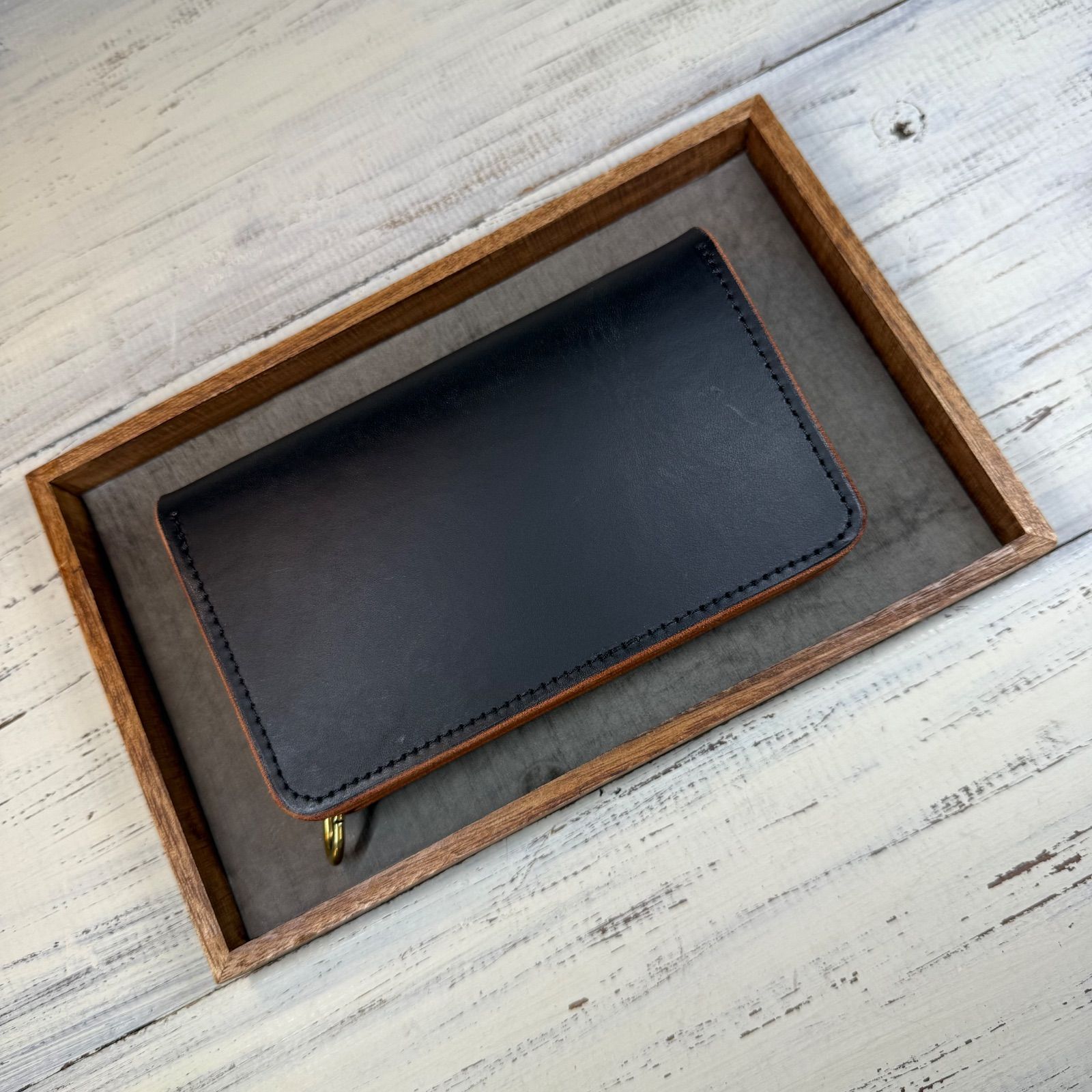 トラッカーウォレット ミドル3層】ブラック 茶芯 ゴールド YKK - メルカリ