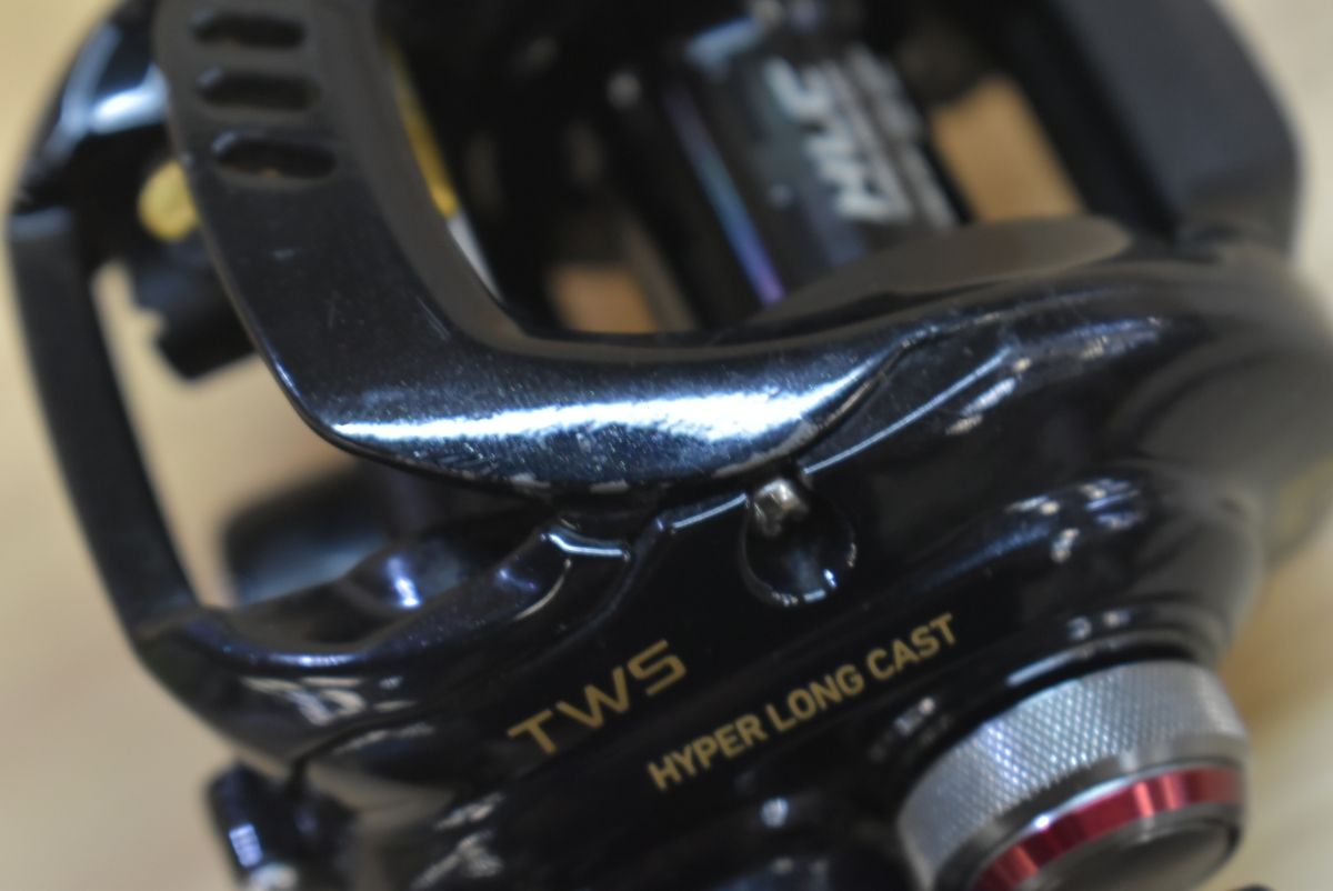 ダイワ 15 タトゥーラ HLC 7.3L-TW 左 DAIWA TATULA ベイトリール バス