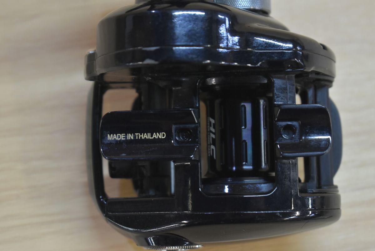 ダイワ 15 タトゥーラ HLC 7.3L-TW 左 DAIWA TATULA ベイトリール バス
