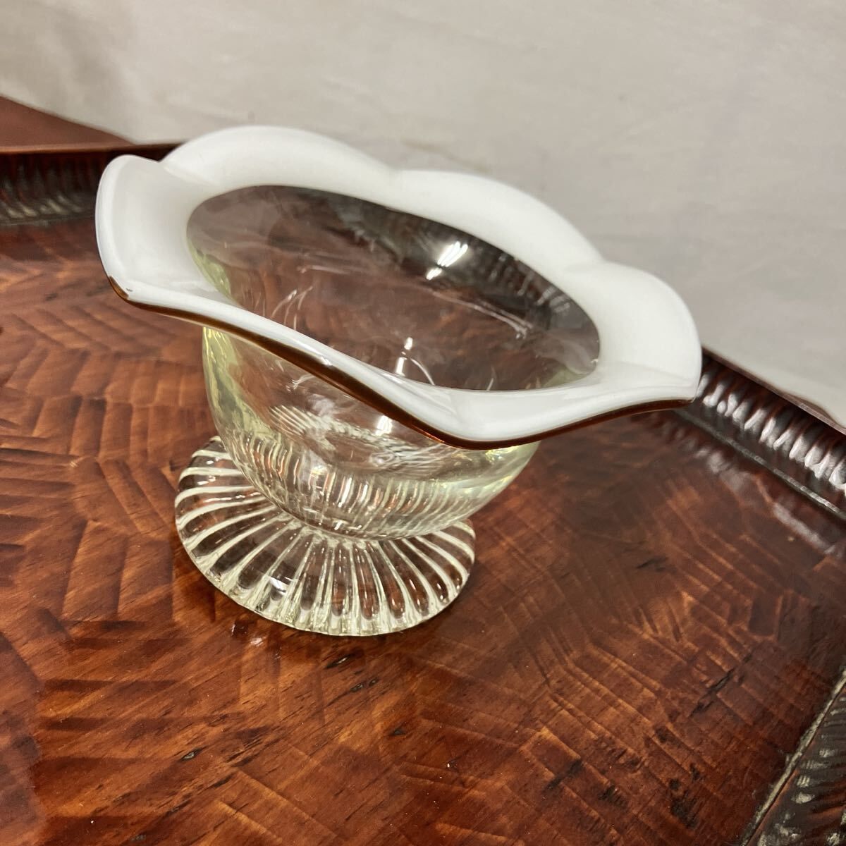 レトロガラス　三色ガラス　コンポート　フリルガラス　脚付きコンポート レトロガラス 三色ガラス コンポート フリルガラス 脚付きコンポート