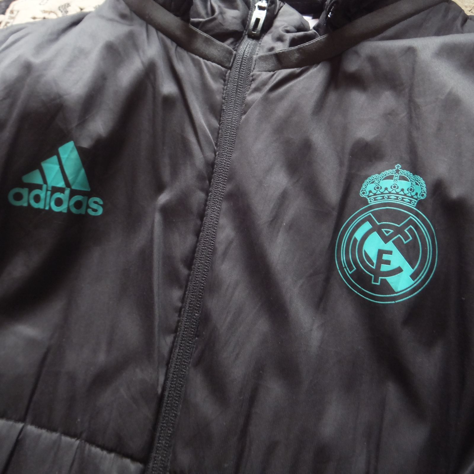 2017年製 アディダス レアルマドリード ベンチコート - メルカリ