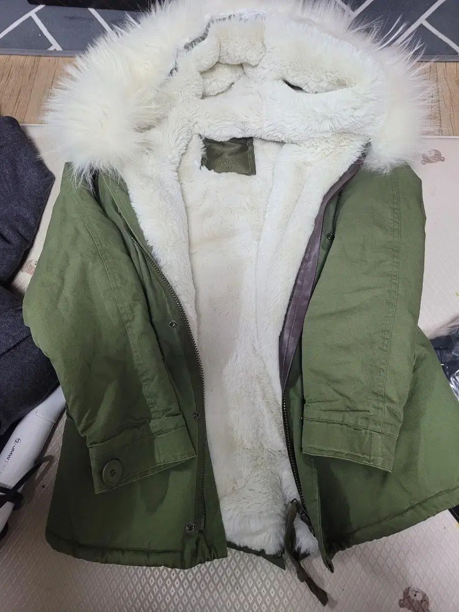 ミスターアンドミセス リー イタリア製 レディース マウンテンパーカー ファー アウター -M