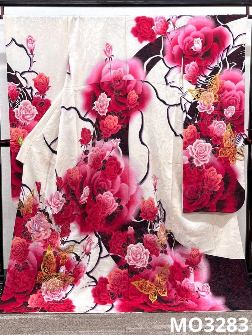 振袖 銀通し 金彩 紋意匠 刺繍 薔薇 身丈173 cm 撥水加工済 MO 3283