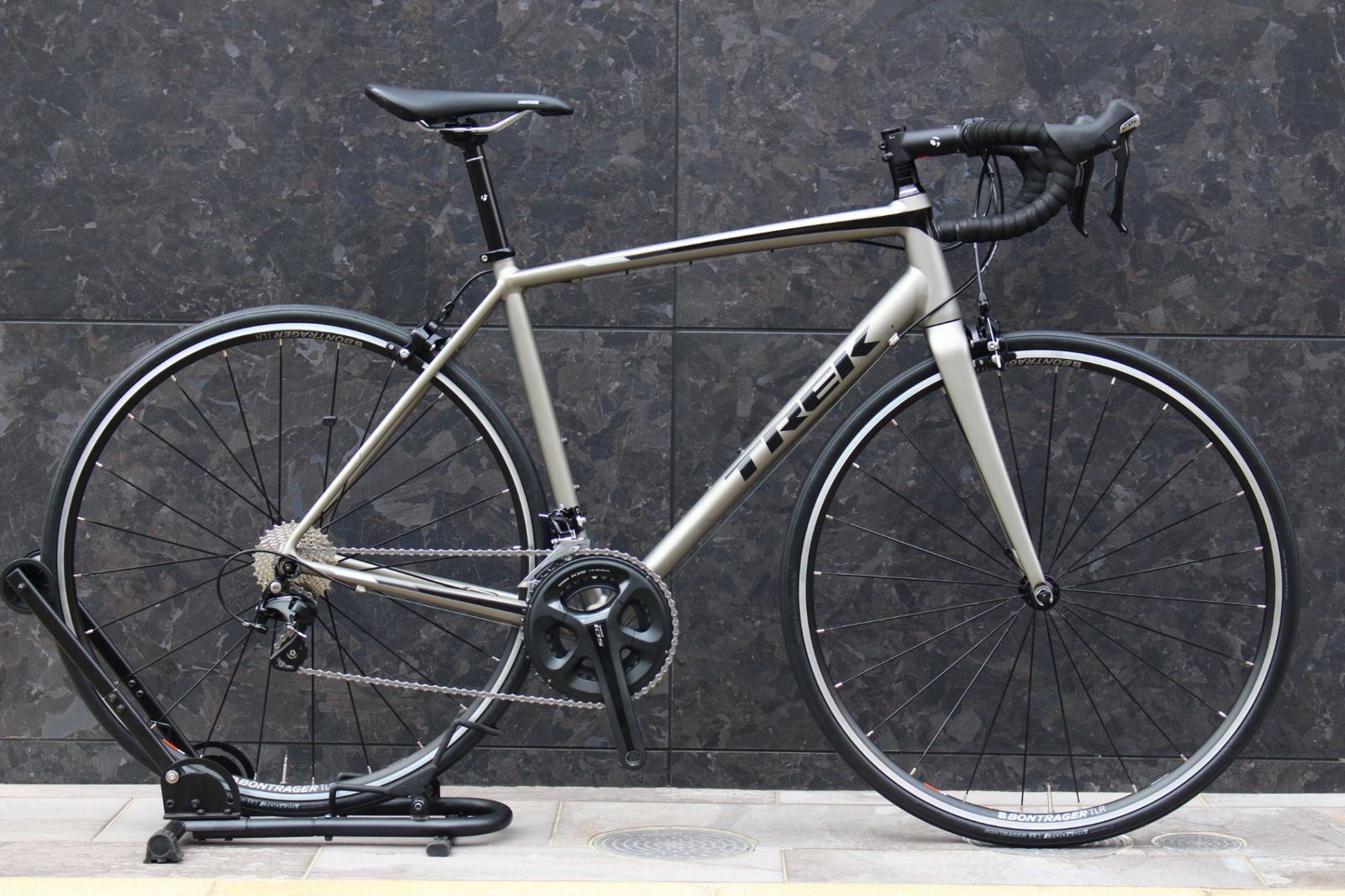 トレック トレック TREK エモンダ EMONDA ALR5 2018年モデル 56サイズ