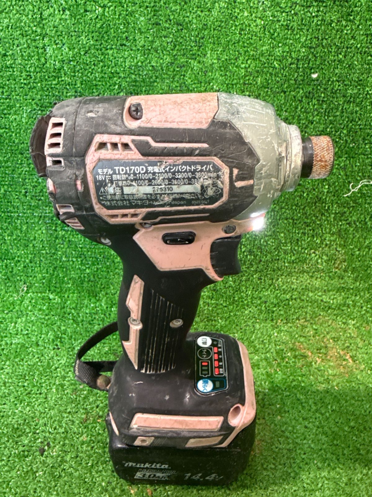 マキタ TD170D 充電式インパクトドライバ バッテリー使用回数170回 