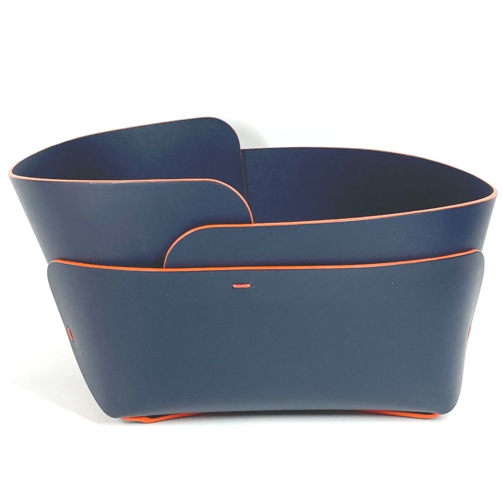 レザー ネイビー