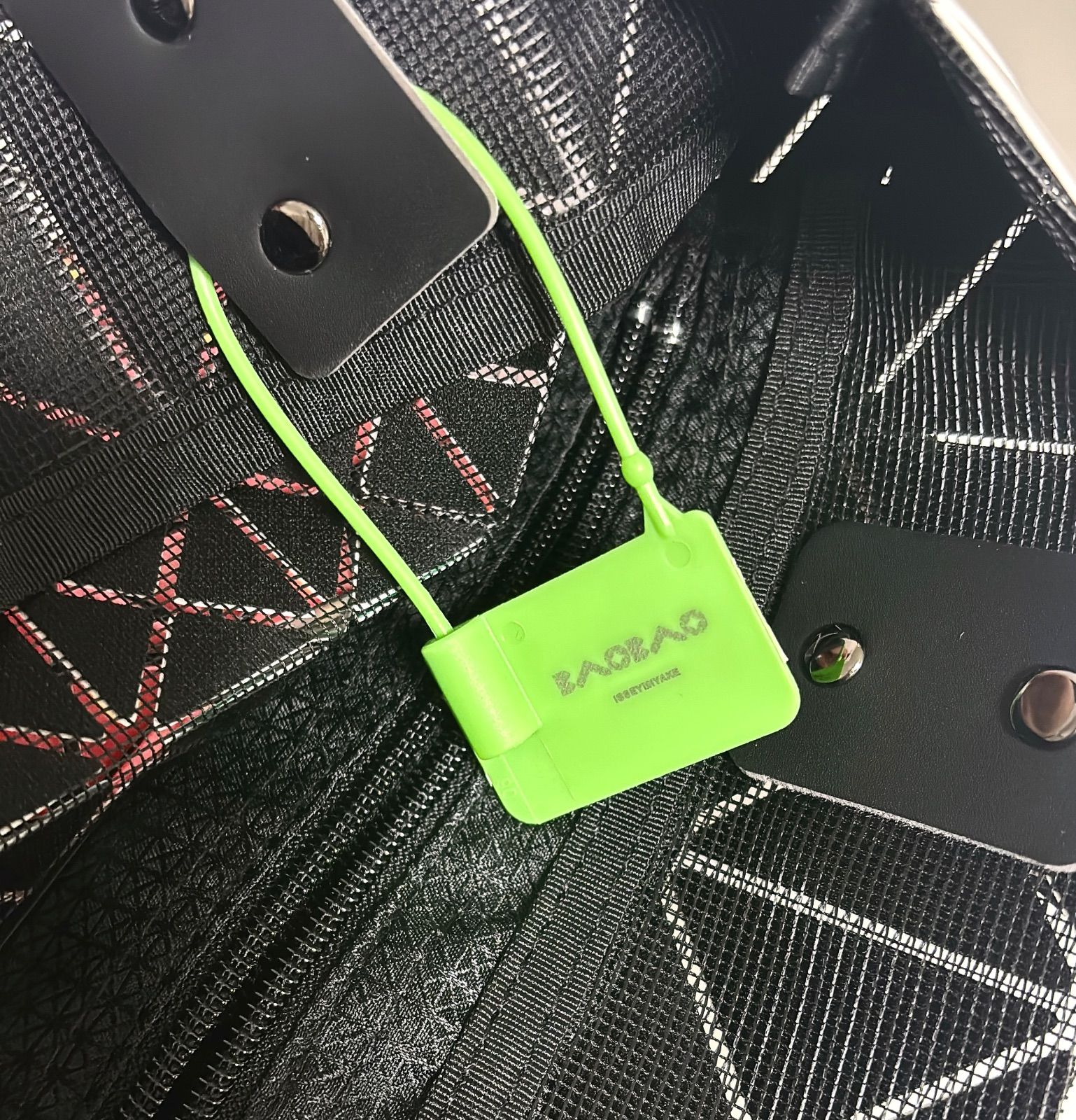 キュート☆】BAO BAO ISSEY MIYAKE フルーツ ストロベリー バッグ ユニ 