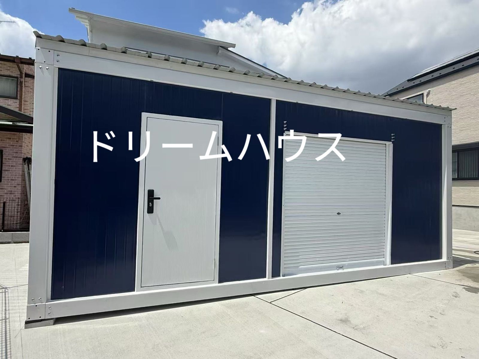 実物たくさん勾配屋根付き4×6.5×2.8m両開きドア付きプレハブハウス仮設 