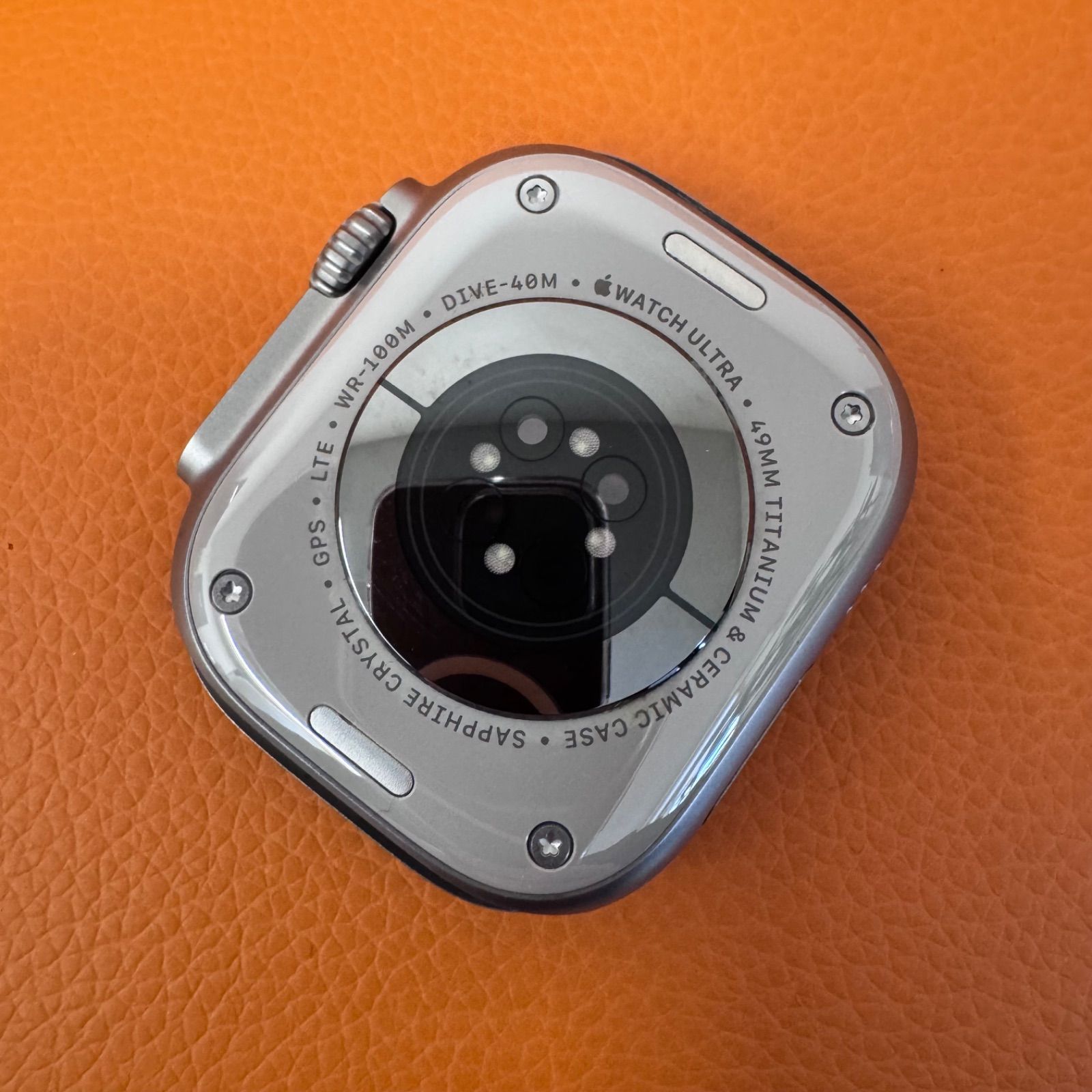 Apple Watch Ultra 第1世代 Cellular 49 mm チタニウム MQFK 3 J|A