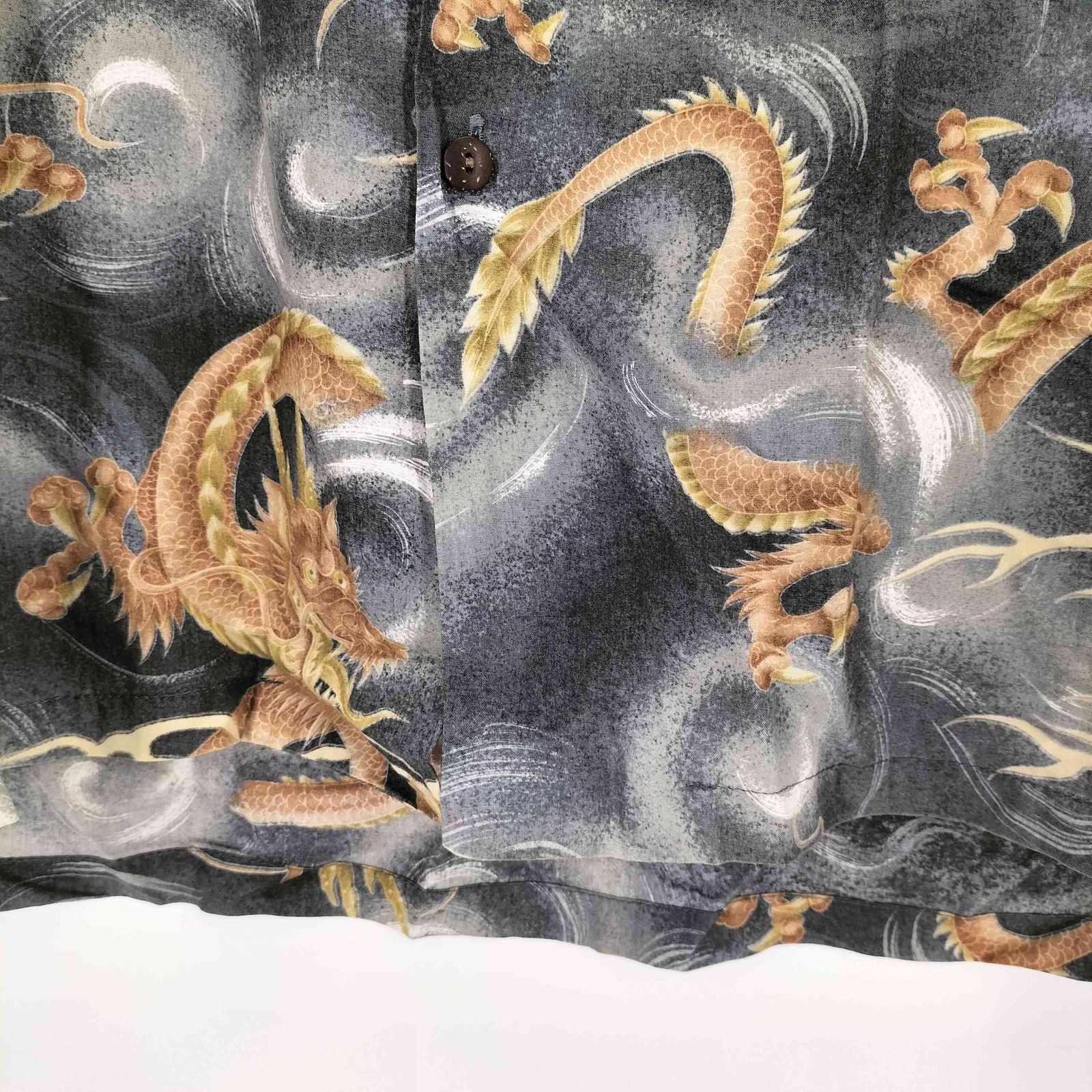 ユーズドフルギ USED古着 USA ハワイ製 龍 総柄アロハシャツ メンズ