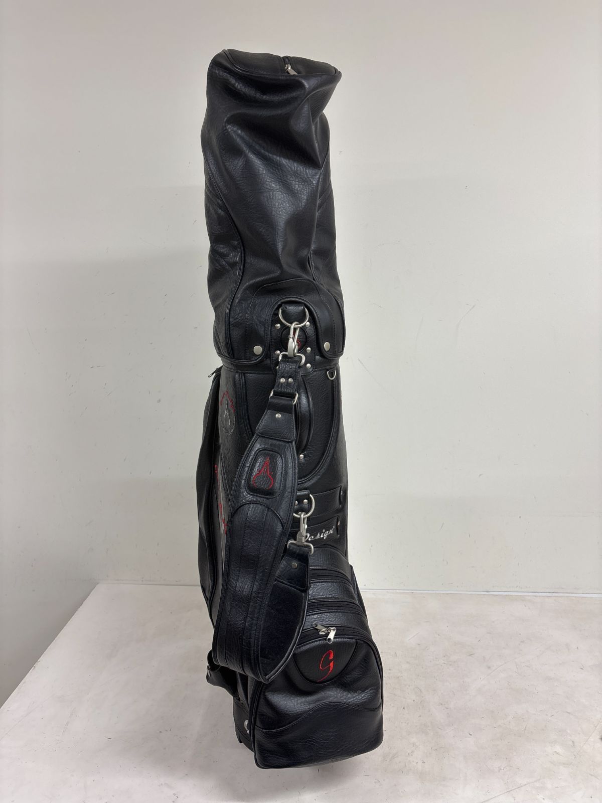 送料無料 Gauge Design ゲージデザイン キャディバッグ 黒 3点式ベルトは フード付 感