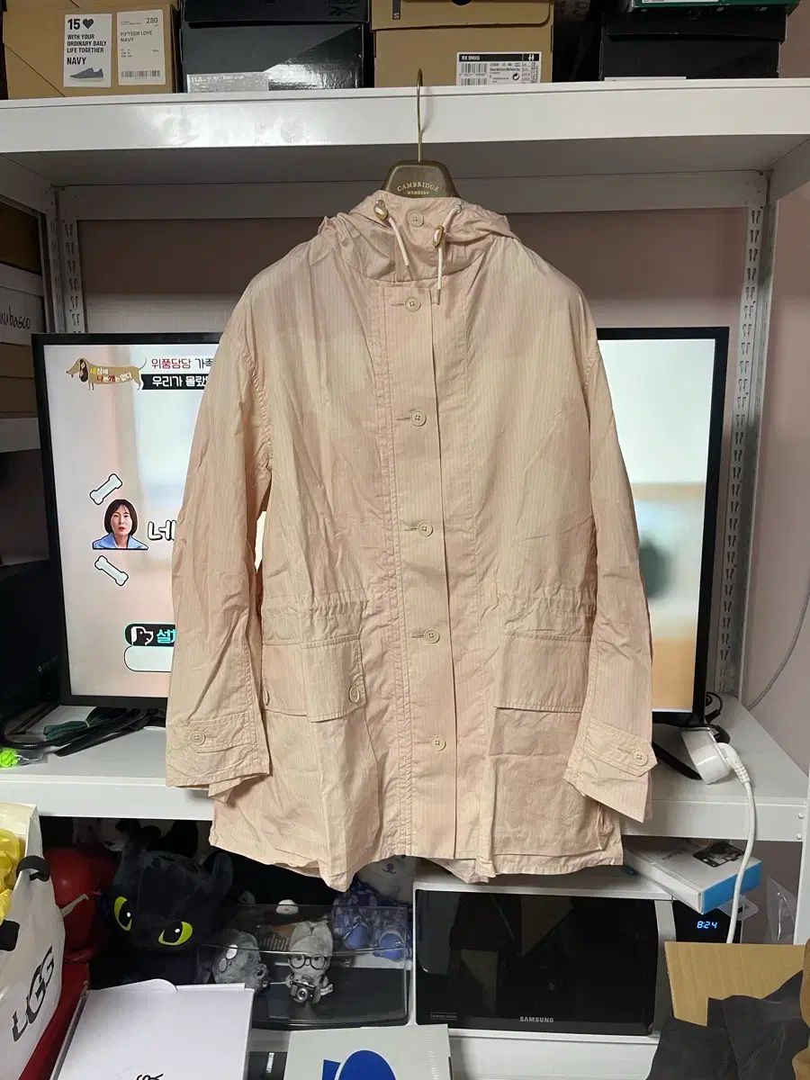 キャプテンションサイン ピンクカモ マウンテン パーカ