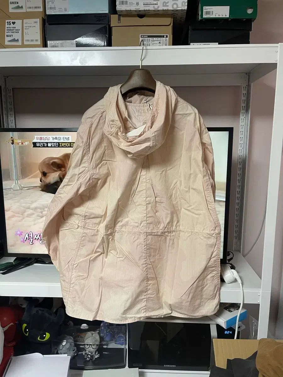 キャプテンションサイン ピンクカモ マウンテン パーカ