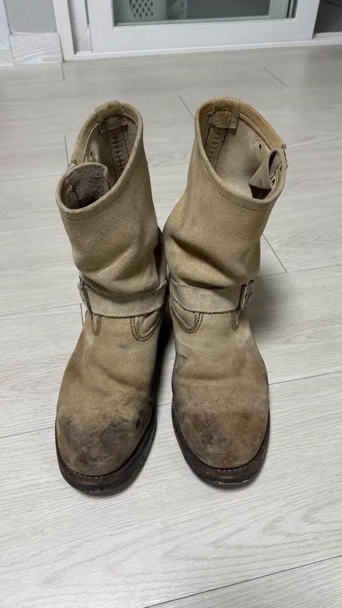 レッドウィング 8268 エンジニアブーツ