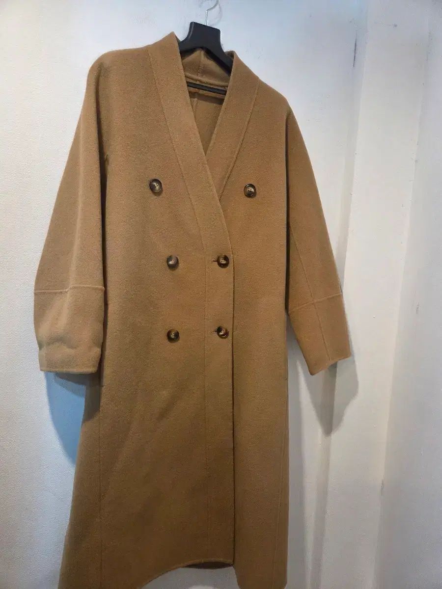未使用級✨MARELLA ロングコート ウール100% キャメル ダブルボタン 知的で大人雰囲気に ウールコート ロングコート ダブルボタンコート