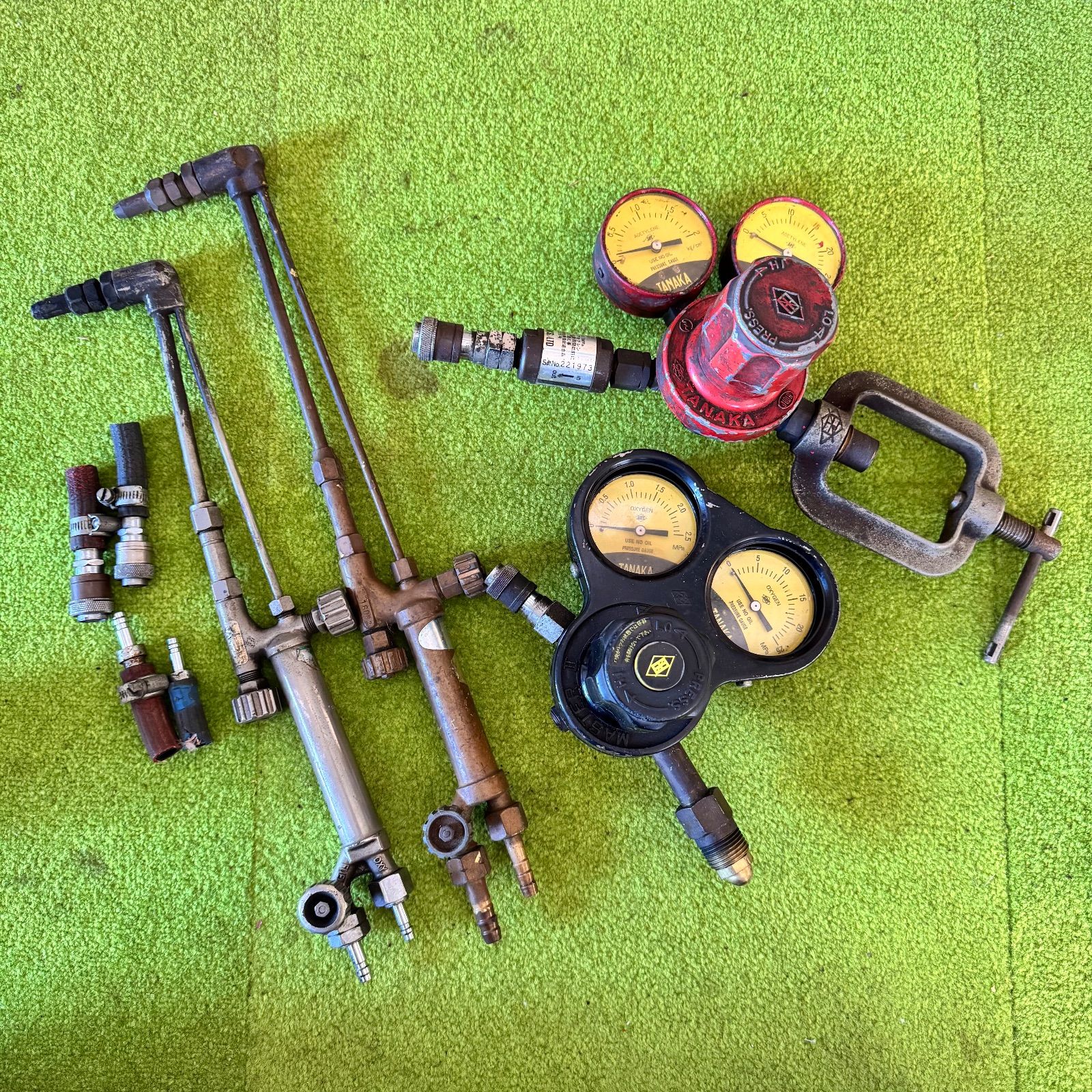 ガス切断機☆溶接機セット☆メーター×2☆トーチ×2☆プラグ付 