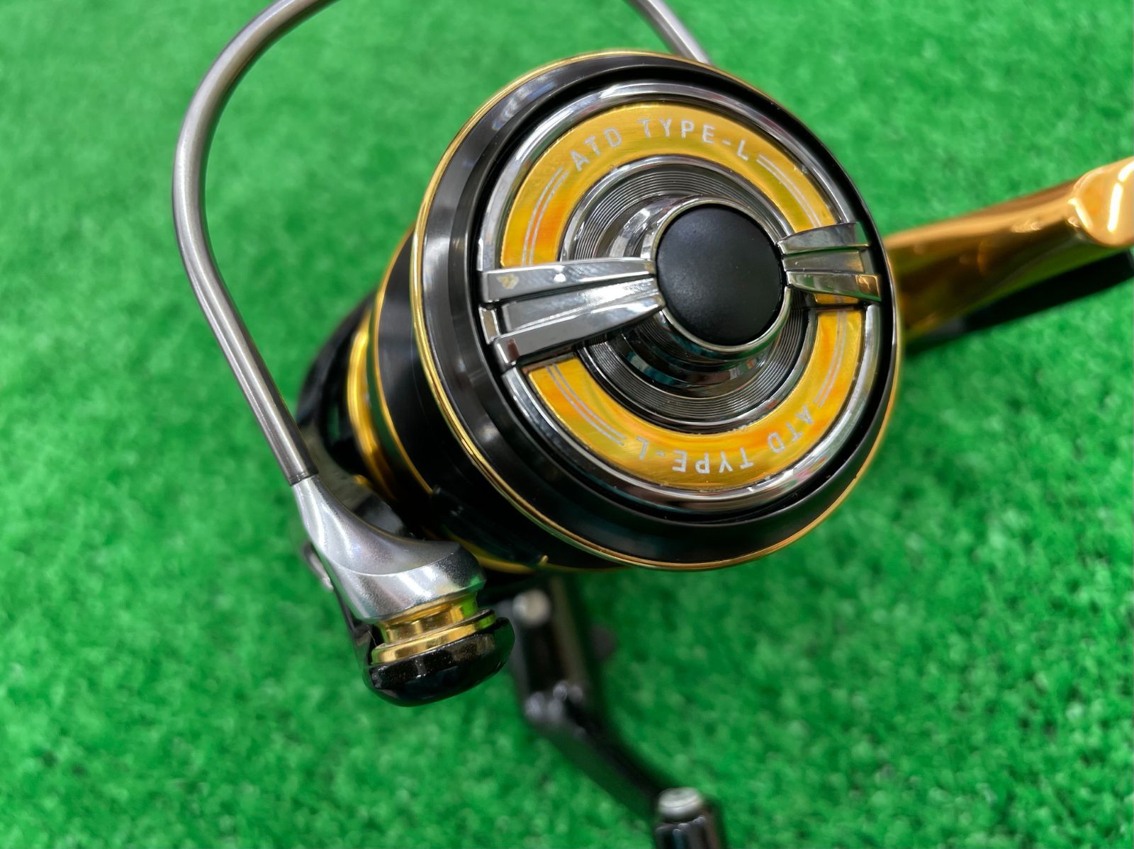 枚併 ダイワ 22トーナメントISO 2500XH-LBD - メルカリ