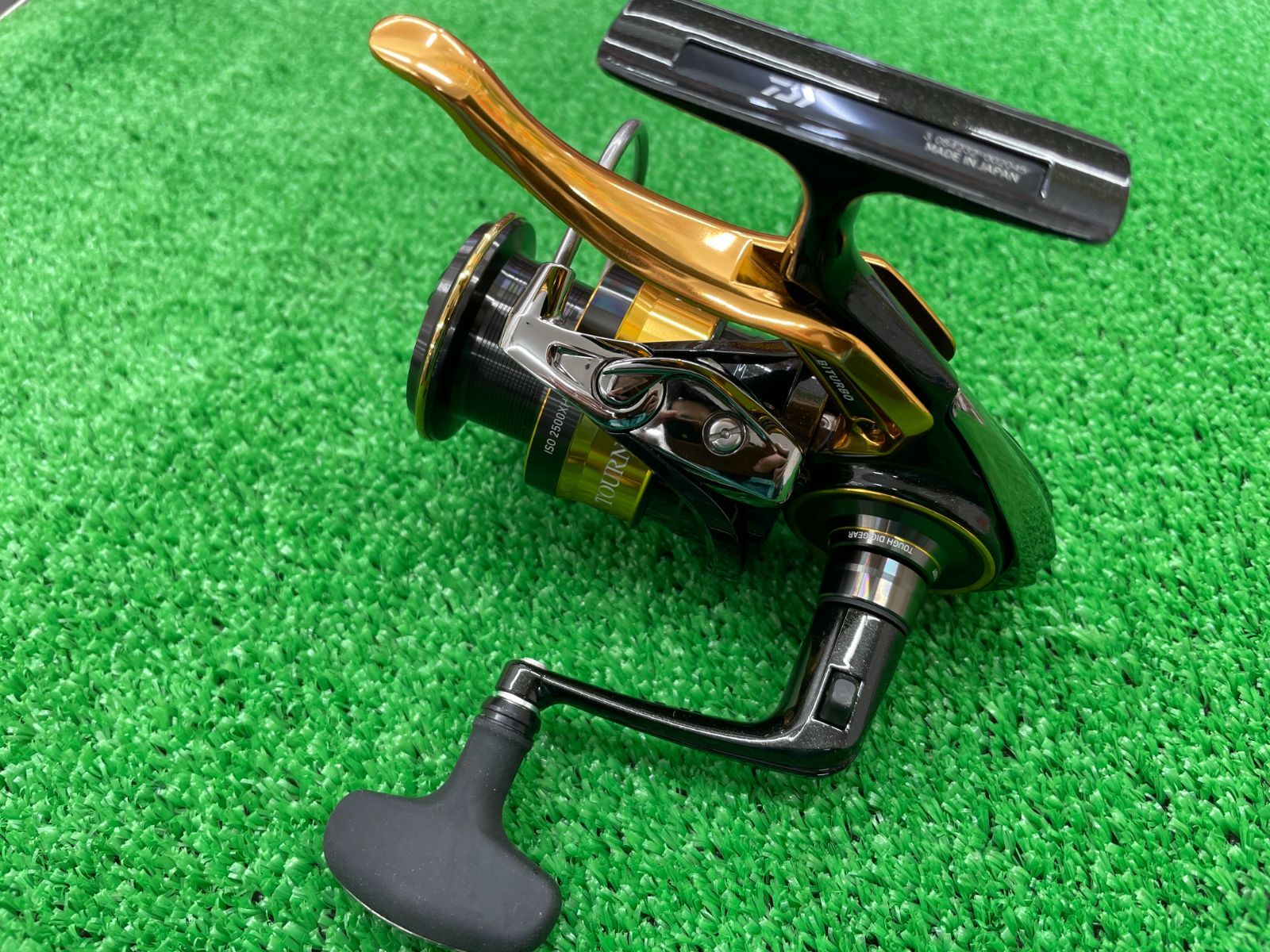 枚併 ダイワ 22トーナメントISO 2500XH-LBD - メルカリ