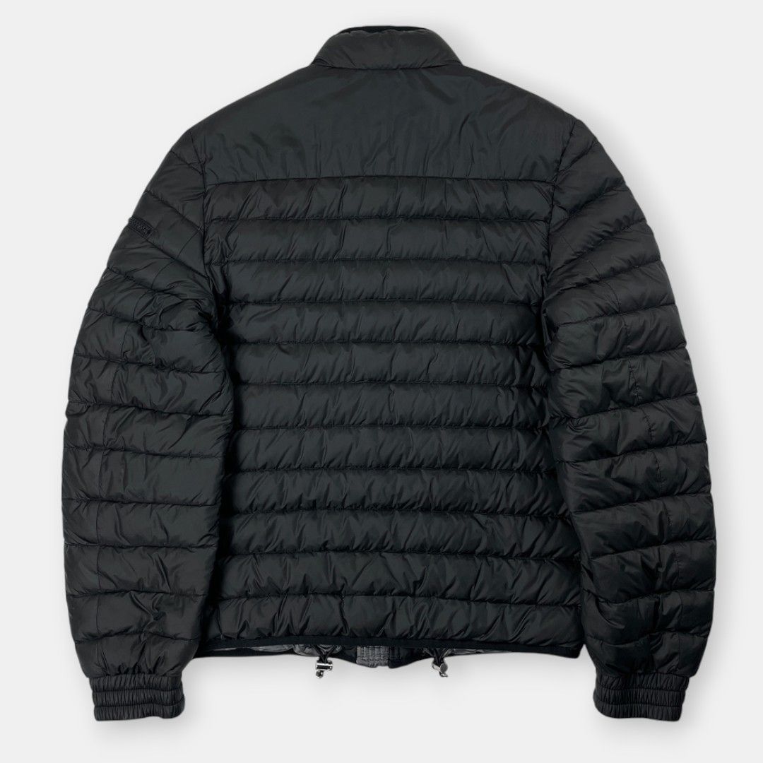 PRADA★プラダ ブラック ダウンジャケット スタンドカラー PRADA プラダ スタンドカラー ライト 軽量 ダウンジャケット