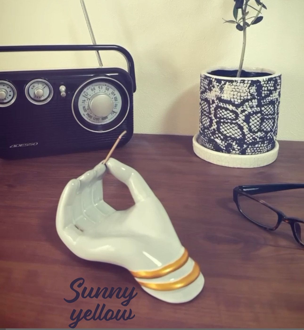 インセンスホルダー 仕入れ