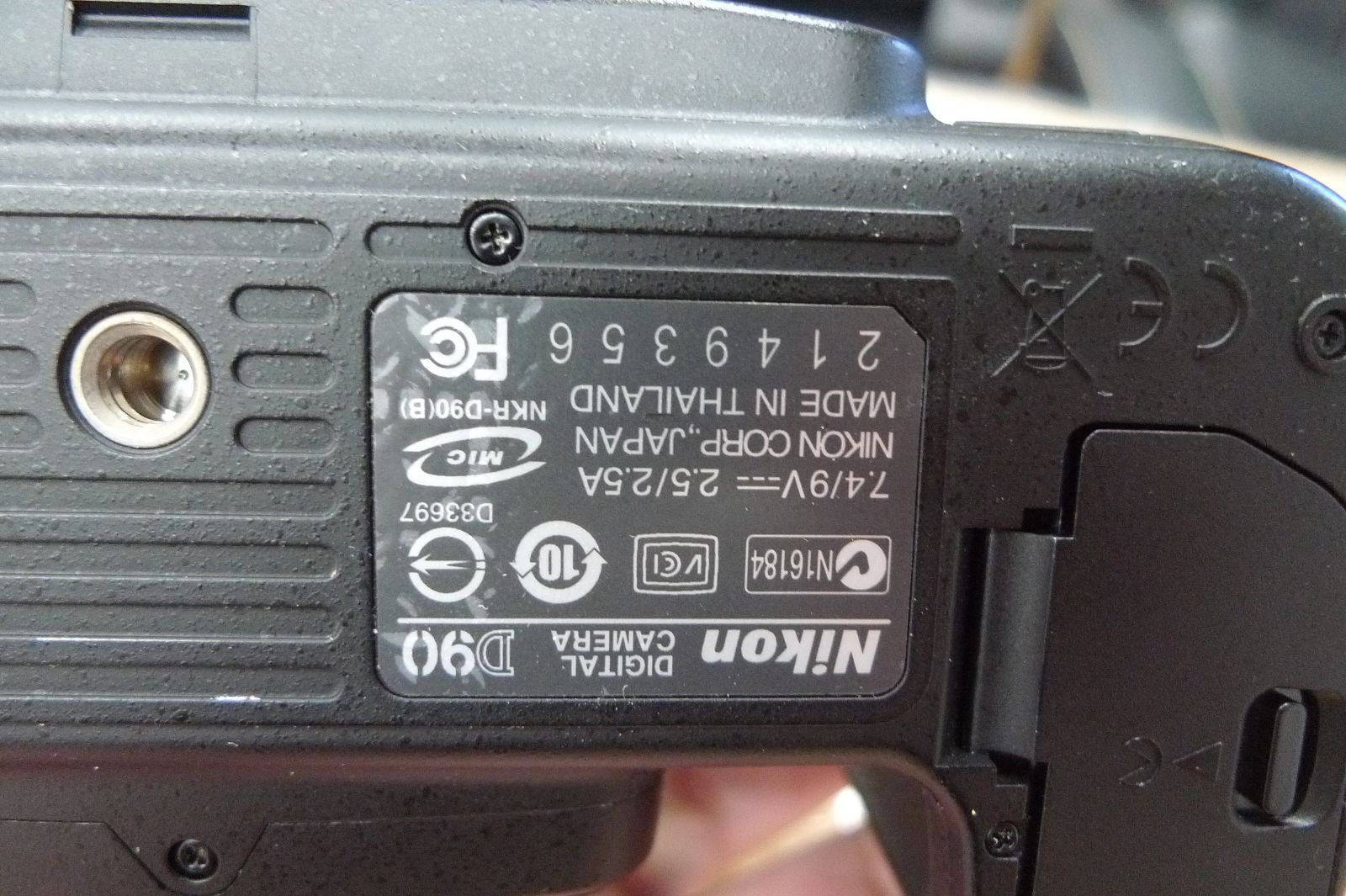 Nikon D90 ボディ デジタル 一眼レフ カメラ ニコン ジャンク d90