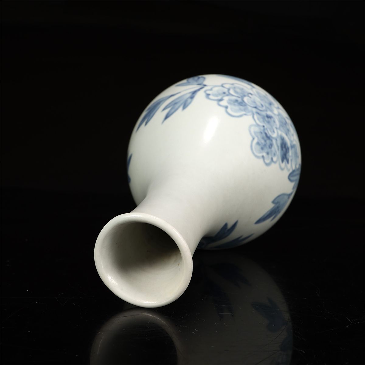 李朝時代】 染付青花牡丹文 花瓶 高22㎝ 美品 CP999 - メルカリ