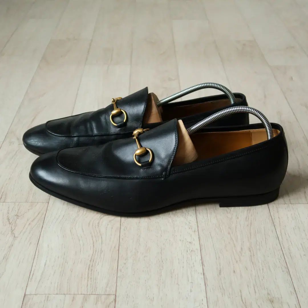 メイド イン イタリー グッチ ホースビット ローファー