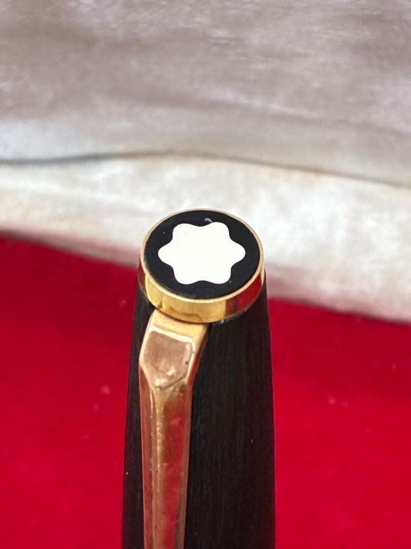 ブラック万年筆