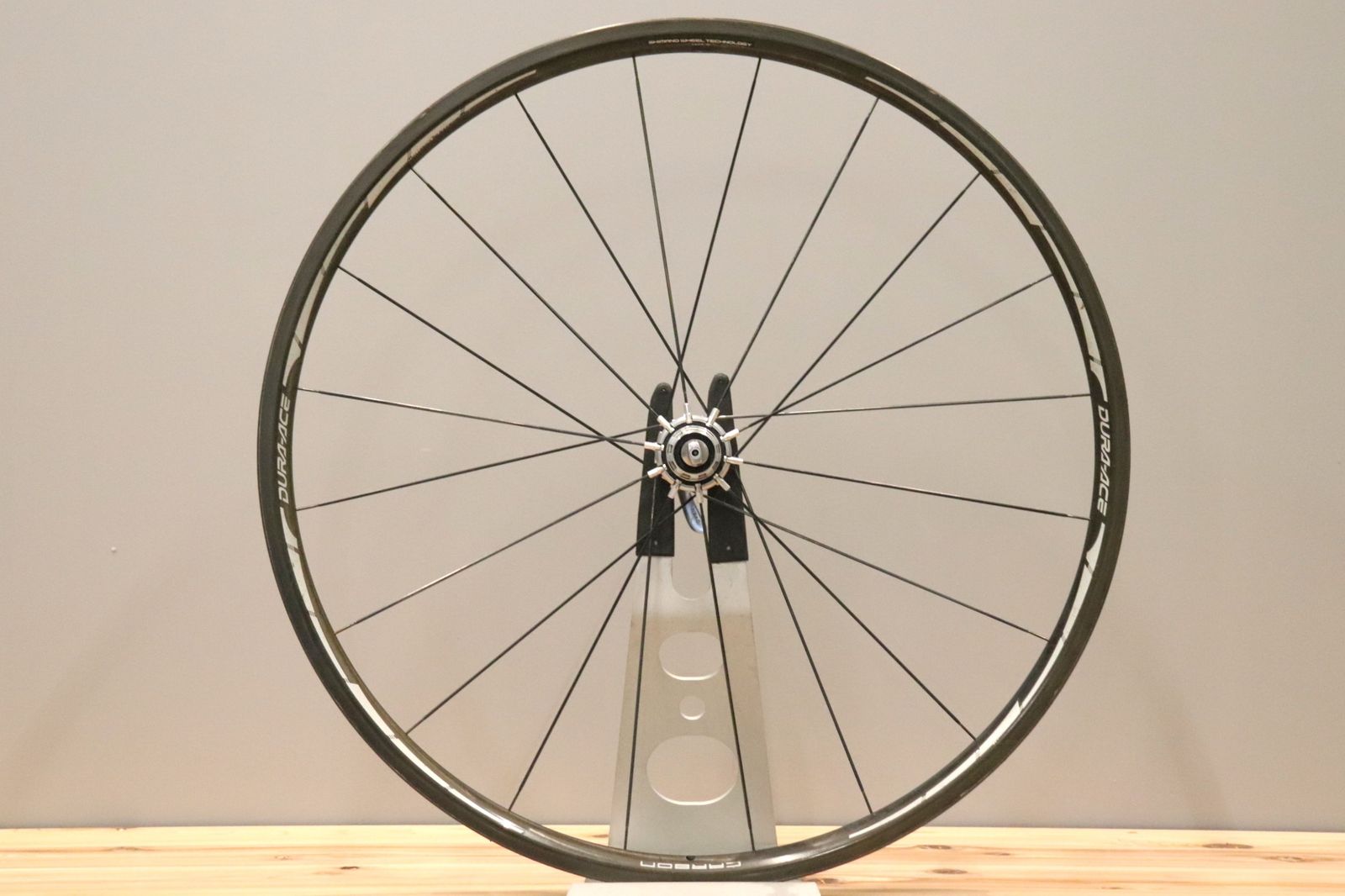 シマノ DURA-ACE WH-7801 カーボンチューブラーホイールセット シマノ SHIMANO デュラエース DURA-ACE WH-7801 カーボン チューブラー