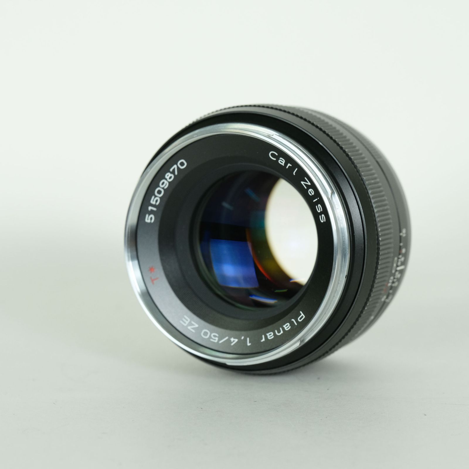 並品 | フィルター付] Carl Zeiss Planar T* 50mm F1.4 ZE [キヤノンEF 