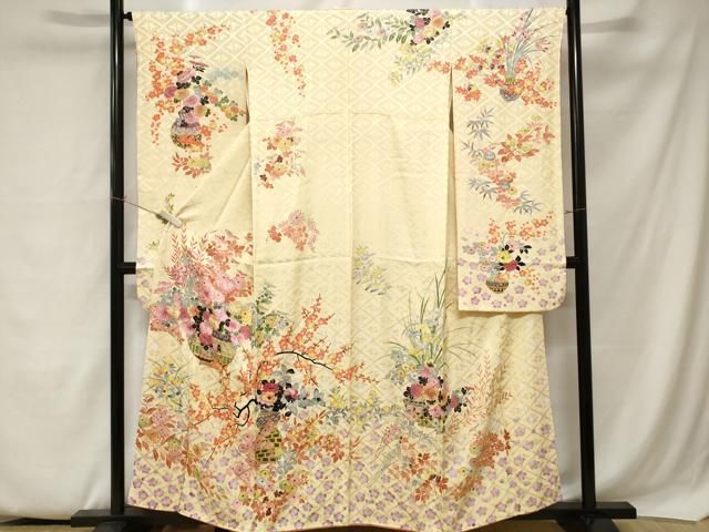 平和屋着物□豪華振袖 駒刺繍 陶器枝花文 金彩 正絹 逸品 CAAZ5912ev