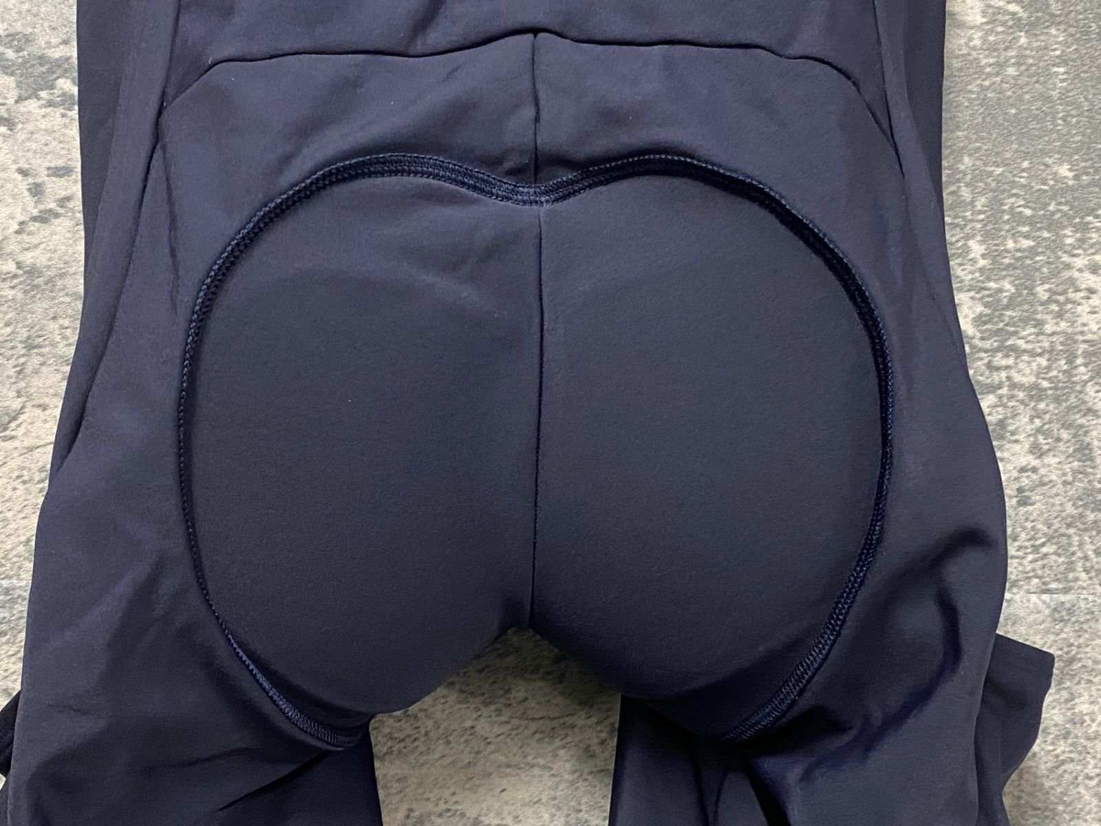 Rapha 濃紺ビブタイツ Lサイズ　裏起毛 RAPHA ラファ メンズ カーゴウィンタータイツウィズパッド ビブタイツ