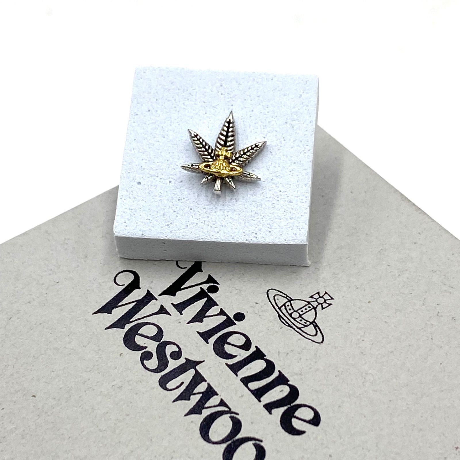 Vivienne Westwood ヴィヴィアンウエストウッド ピアス 葉 モチーフ 