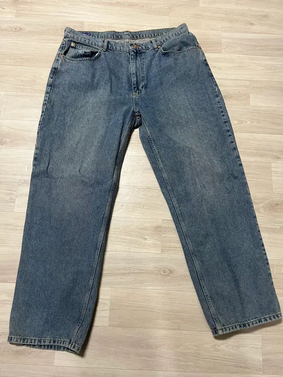 ファーキングオウサム デニム