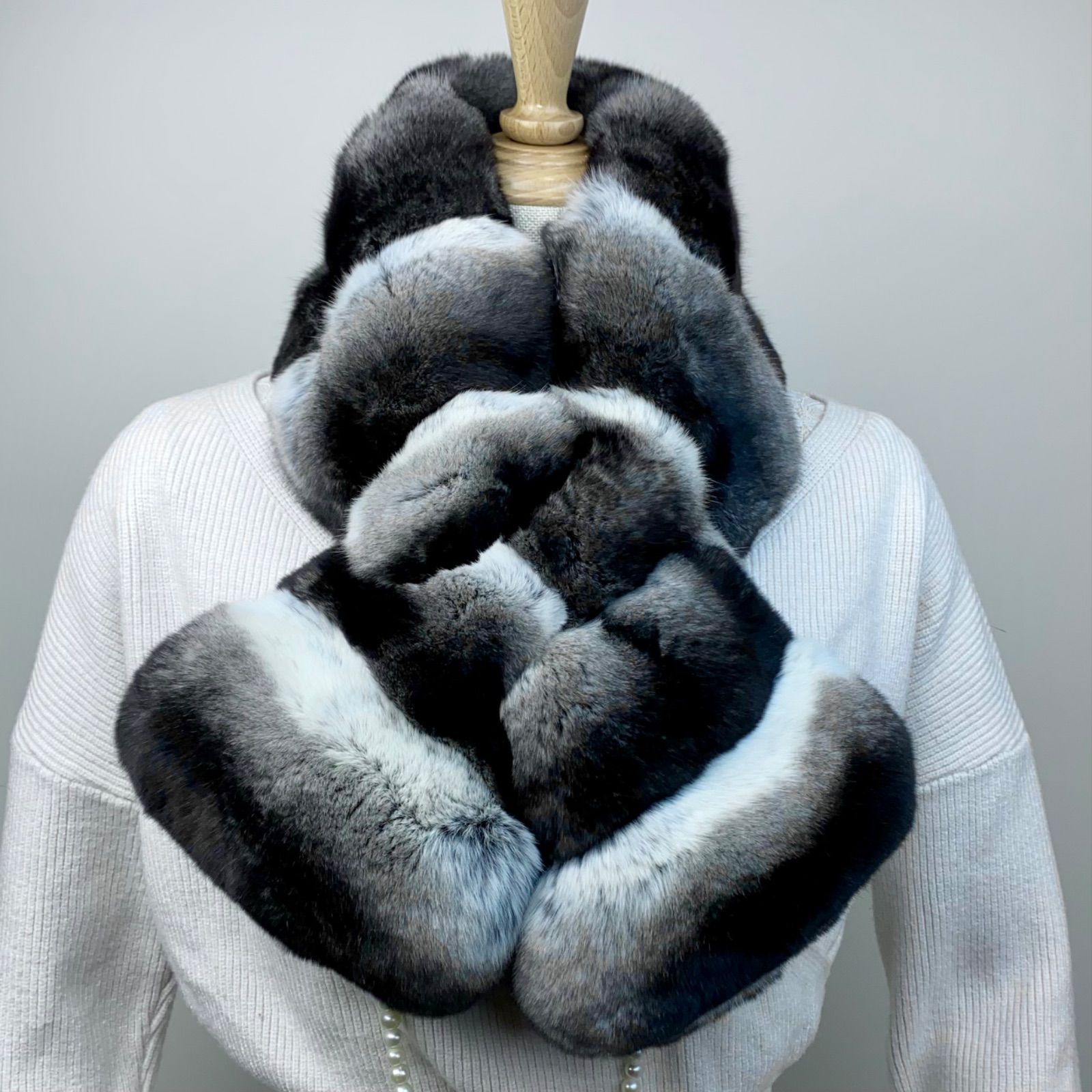 チンチラファーマフラー(ミニティペット) 2020冬 超レア チンチラ