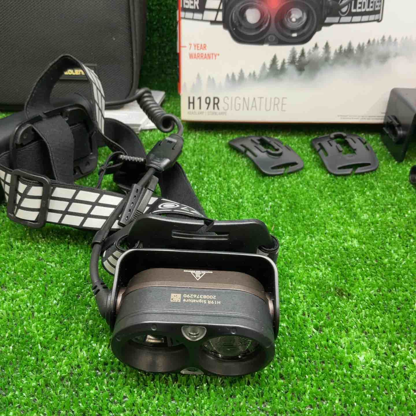 ✨超美品✨最高峰ヘッドライト✨H19R Signature ✨プロ仕様 Ledlenser H19R Signature ｜ヘッドライト｜レッドレンザー公式通販