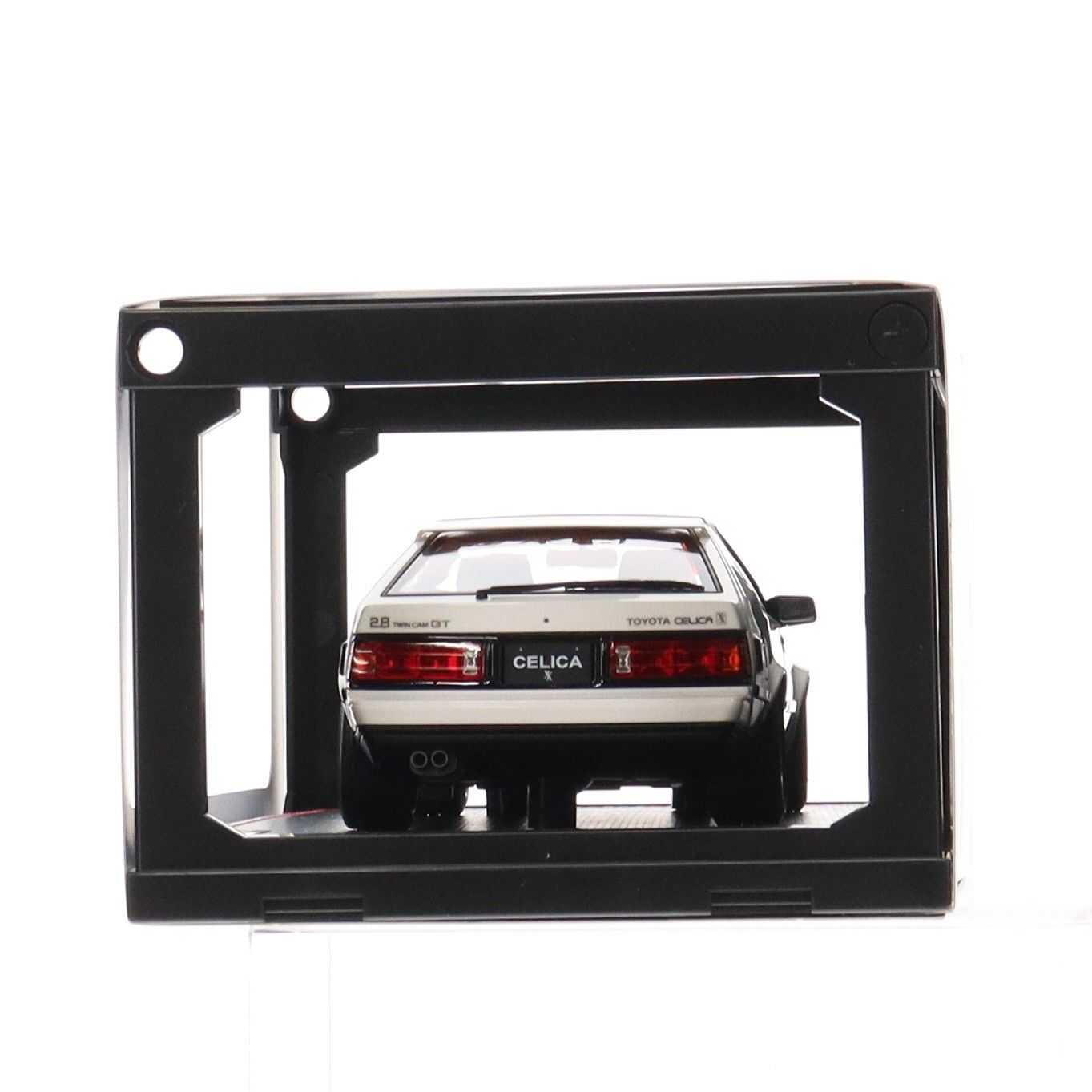 1/18 Toyota Celica(セリカ) XX 2800GT(A60) White(ホワイト) 完成品