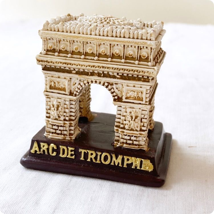 パリ 凱旋門 ＊ オブジェ 置物 パリ 凱旋門 ＊ オブジェ 置物 フランス直輸入】パリのお土産物やさん