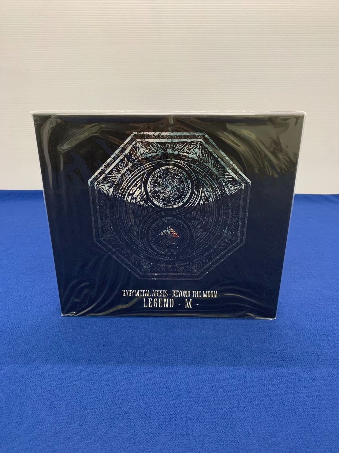 新品未開封】BABYMETAL／BABYMETAL ARISES - BEYOND THE MOON - LEGEND
