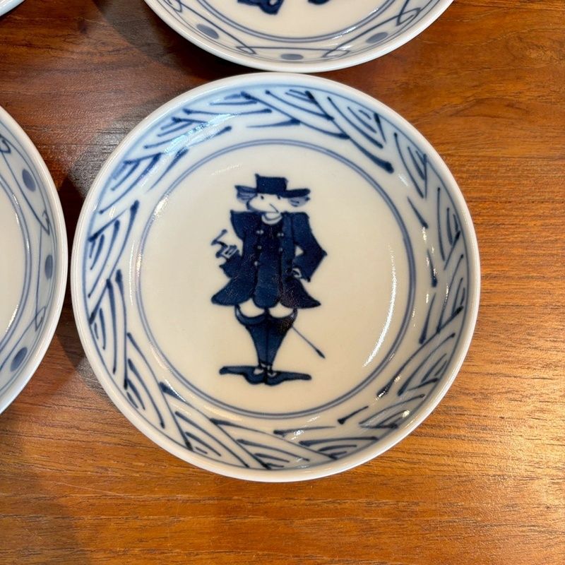 しん窯 青花 異人シリーズ” 3.6寸 深小皿揃 絵変わり6枚セット 有田焼