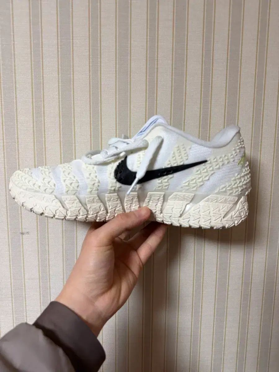 ナイキ ジャ3 JA3 Nike Ja ナイキ ja3 3 Sneakers | Orange | FARFETCH