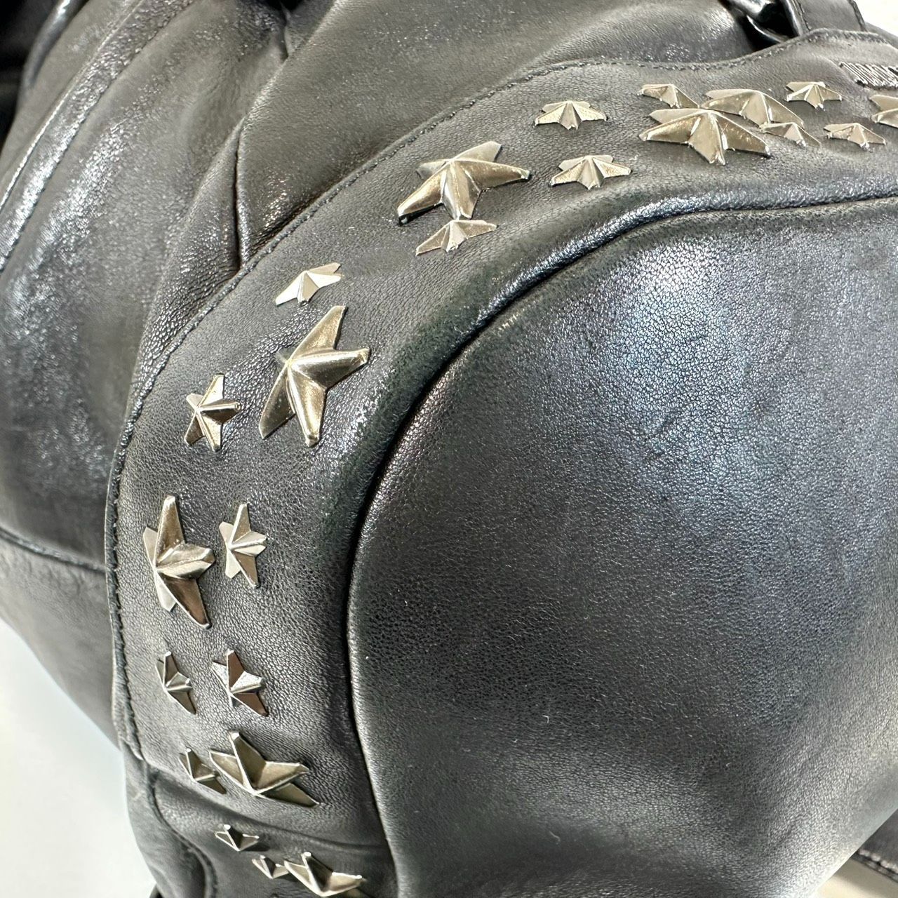 返品OK】JIMMY CHOO ジミーチュウ フィッツロイ スタッズ レザー