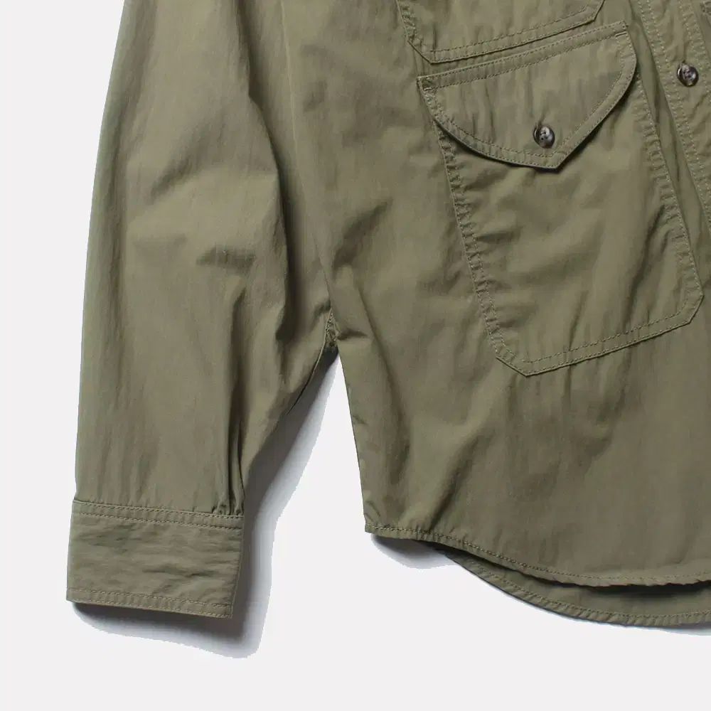 マルチポケットシャツ